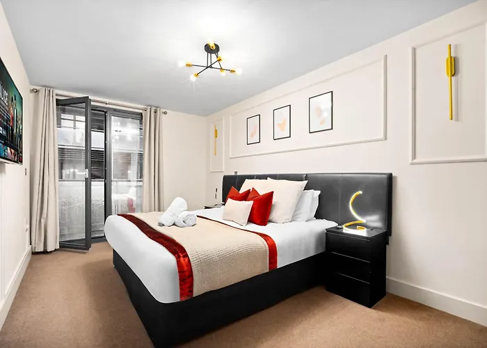 City Centre Apartment - Balcony - Secure Parking - China Town - Arcadian - 29Arc
