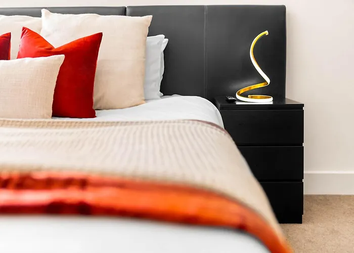 City Centre Apartment - Balcony - Secure Parking - China Town - Arcadian - 29Arc