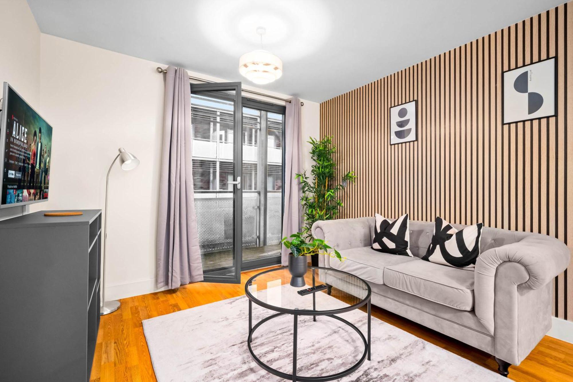 Appartement Centre - Balcony - Secure Parking - China Town - Arcadian - 29arc *