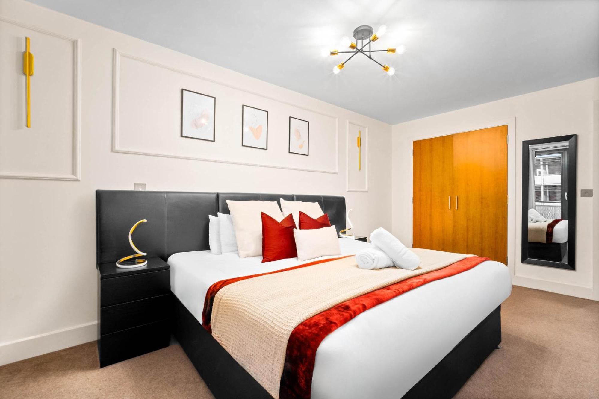 Appartement Centre - Balcony - Secure Parking - China Town - Arcadian - 29arc *
